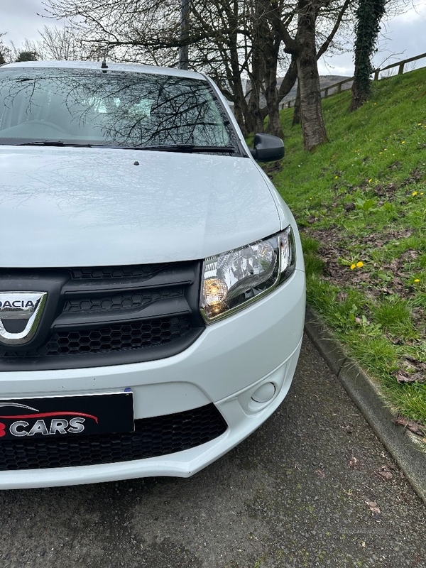 Dacia Sandero HATCHBACK in Down