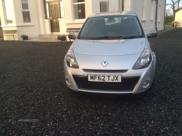 Renault Clio HATCHBACK in Down