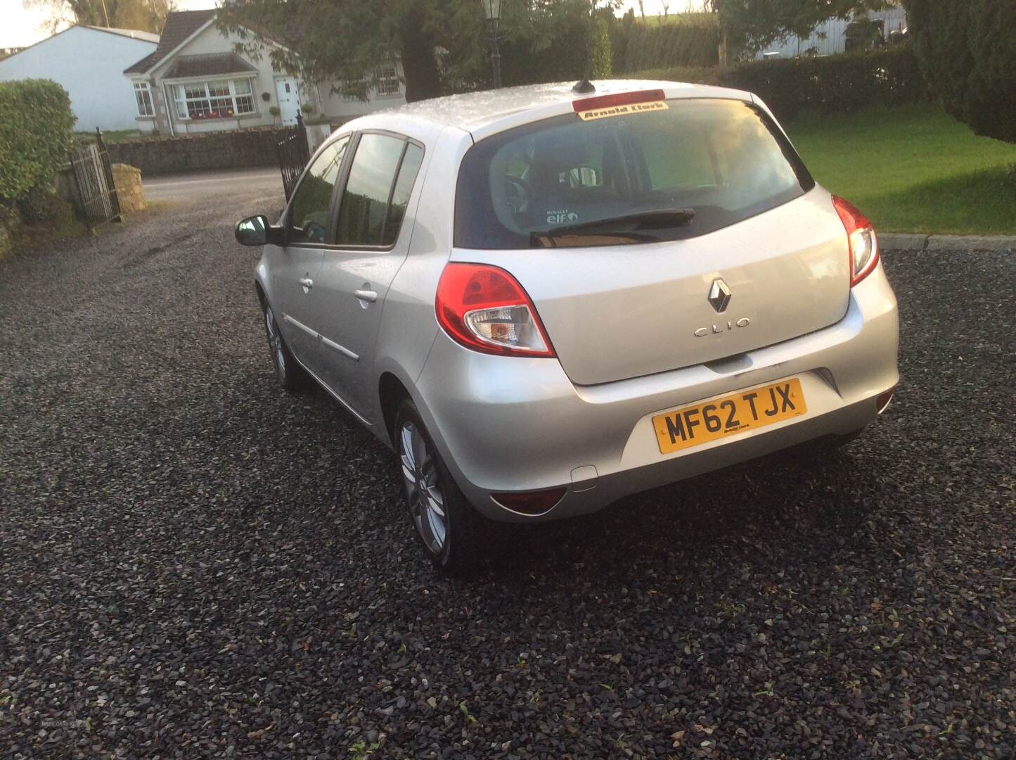 Renault Clio HATCHBACK in Down