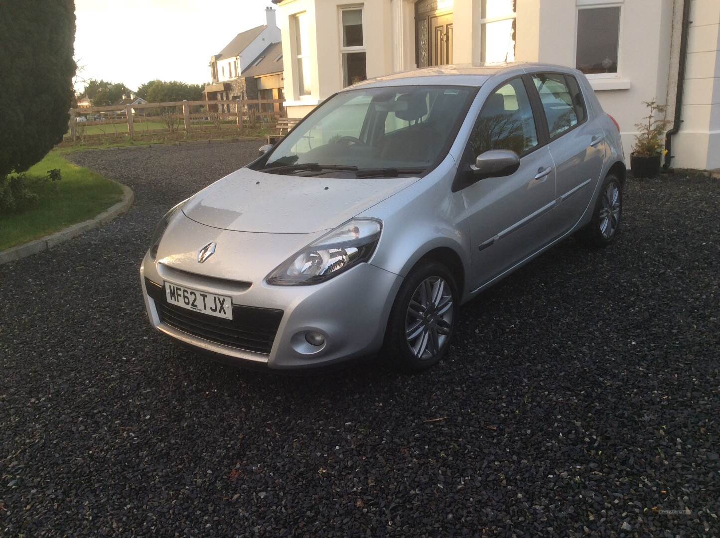 Renault Clio HATCHBACK in Down