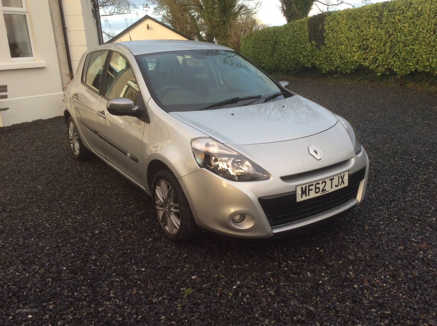 Renault Clio HATCHBACK in Down