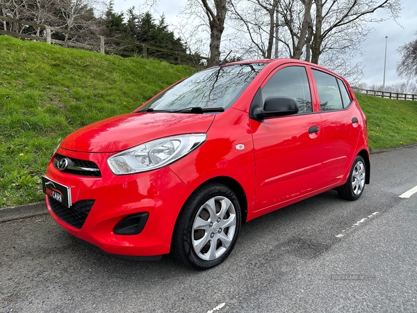 Hyundai i10 HATCHBACK in Down