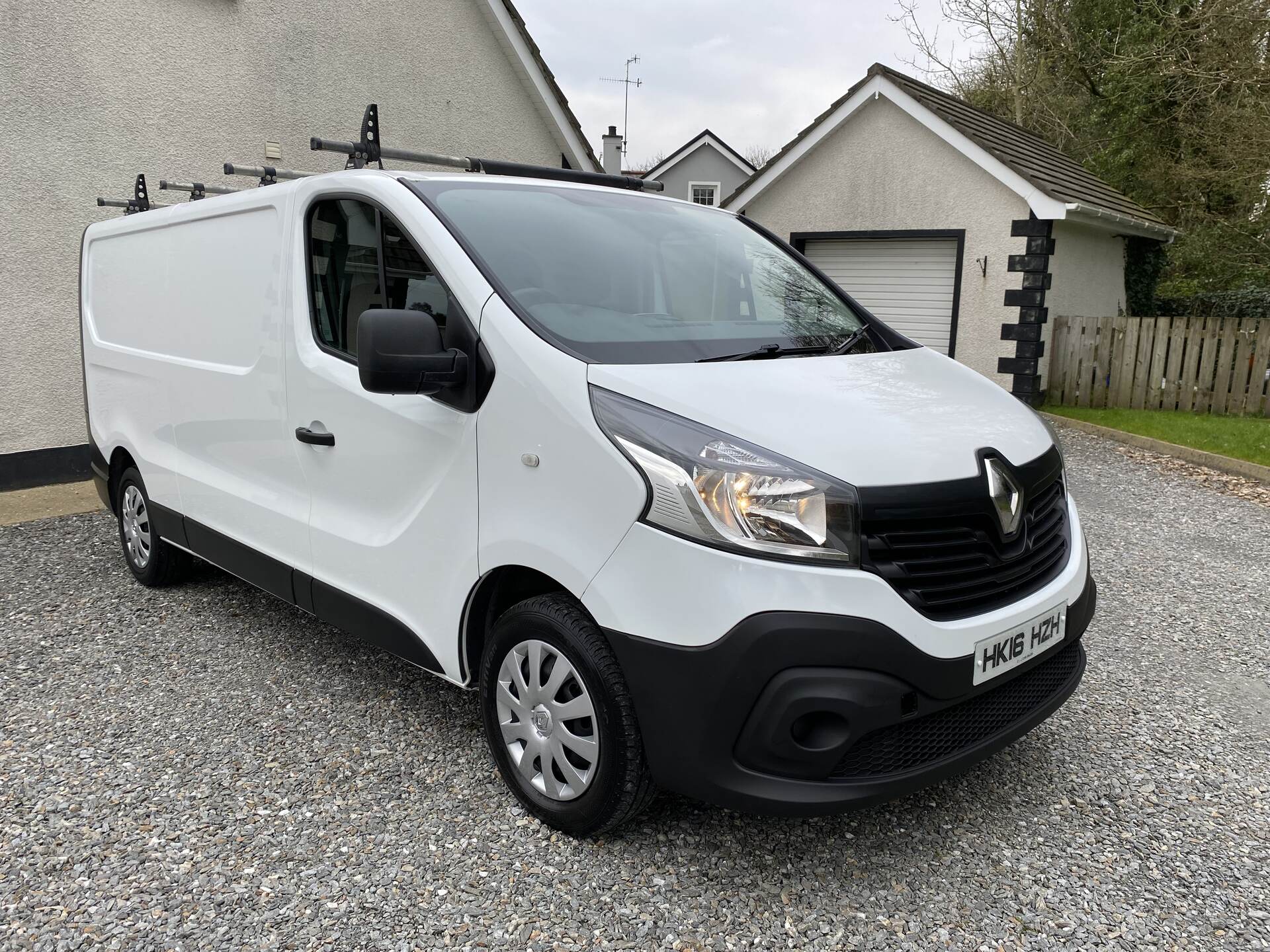 Renault Trafic LWB DIESEL in Tyrone