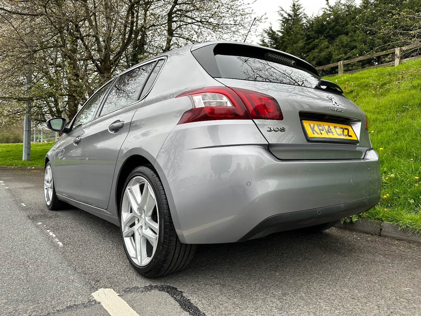 Peugeot 308 DIESEL HATCHBACK in Down