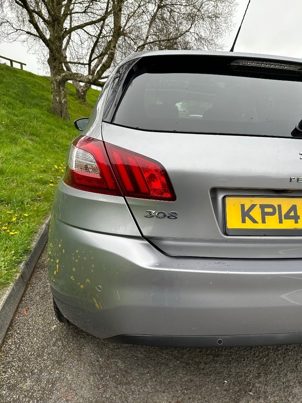 Peugeot 308 DIESEL HATCHBACK in Down