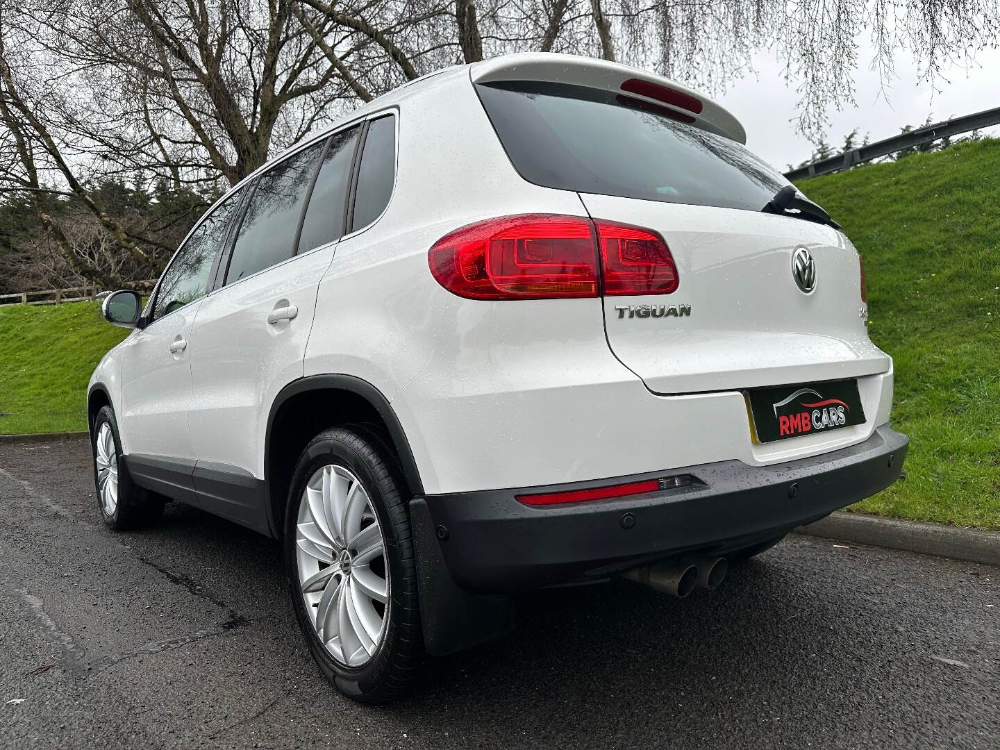 Volkswagen Tiguan DIESEL ESTATE in Down