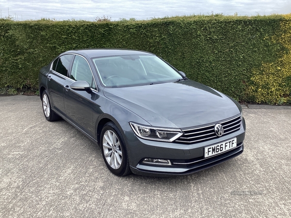 Volkswagen Passat DIESEL SALOON in Down