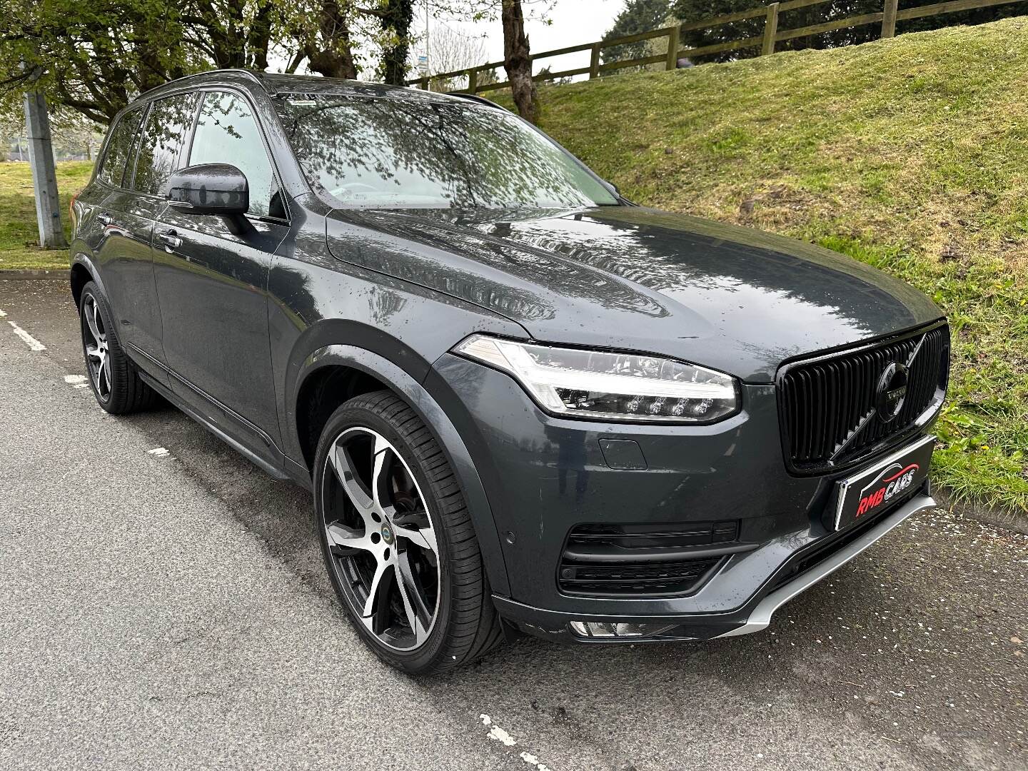 Volvo XC90 DIESEL ESTATE in Down