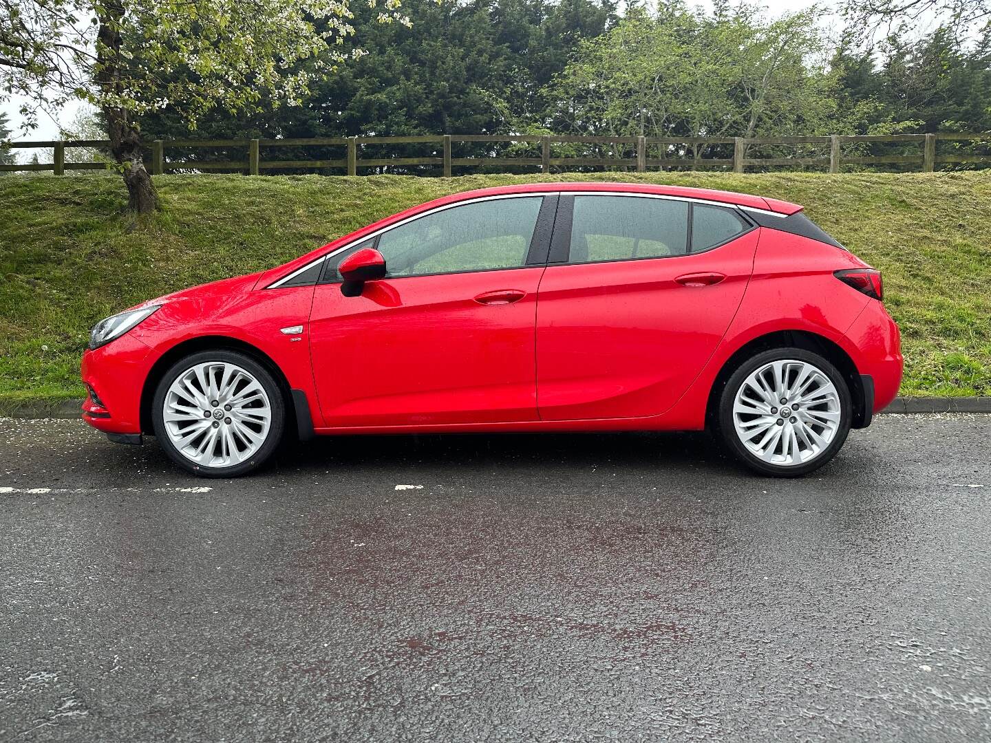 Vauxhall Astra HATCHBACK in Down