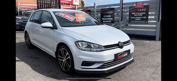 Volkswagen Golf HATCHBACK in Down