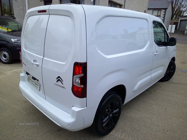 Citroen Berlingo BLUEHDI 100PS, 1000KG, DRIVER EDITION in Derry / Londonderry