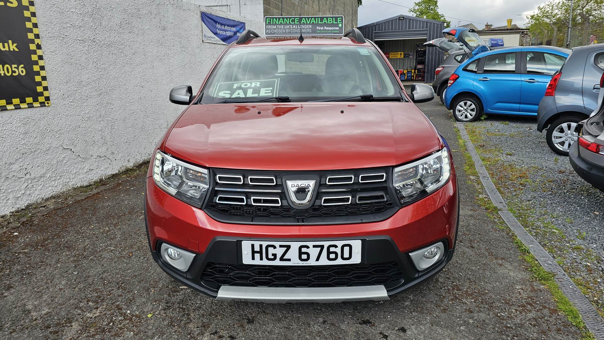 Dacia Sandero Stepway HATCHBACK in Down