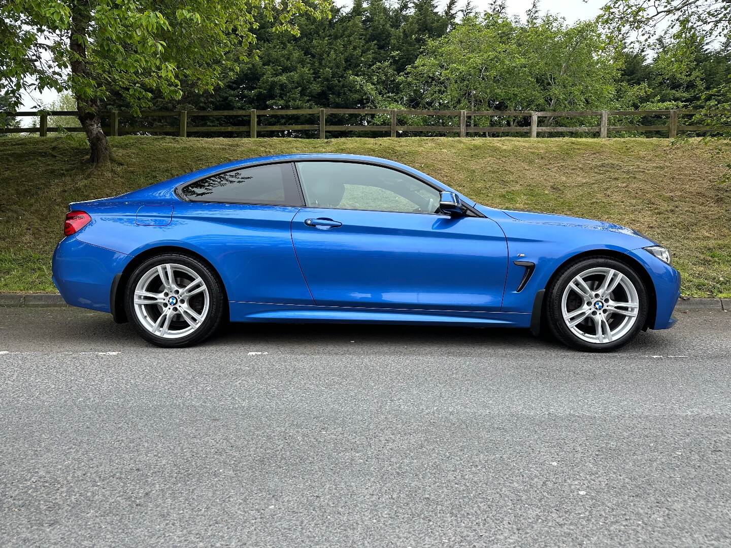 BMW 4 Series DIESEL COUPE in Down