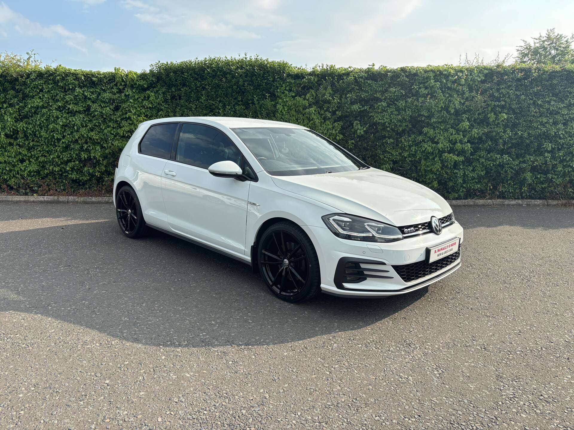 Volkswagen Golf DIESEL HATCHBACK in Derry / Londonderry