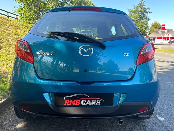 Mazda 2 HATCHBACK in Down