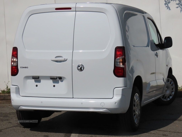 Vauxhall Combo L1H1 Pro 100PS in Tyrone