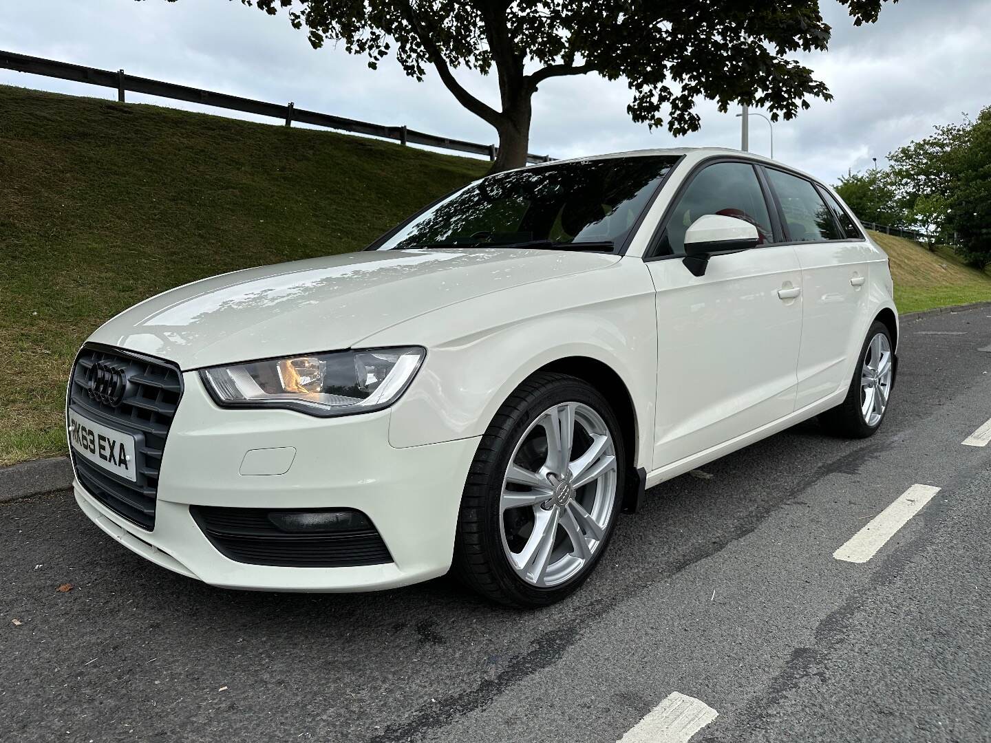 Audi A3 DIESEL SPORTBACK in Down