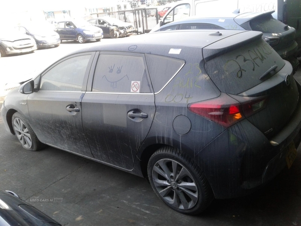 Toyota Auris HATCHBACK in Armagh