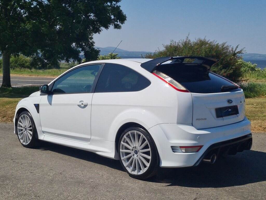 Ford Focus 2.5 RS 3d 300 BHP in Derry / Londonderry