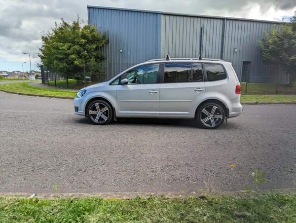 Volkswagen Touran DIESEL ESTATE in Down
