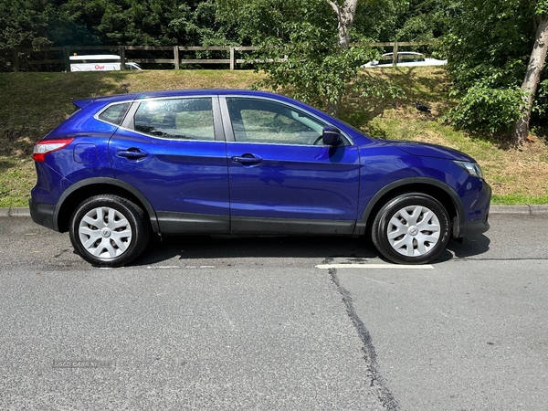 Nissan Qashqai DIESEL HATCHBACK in Down