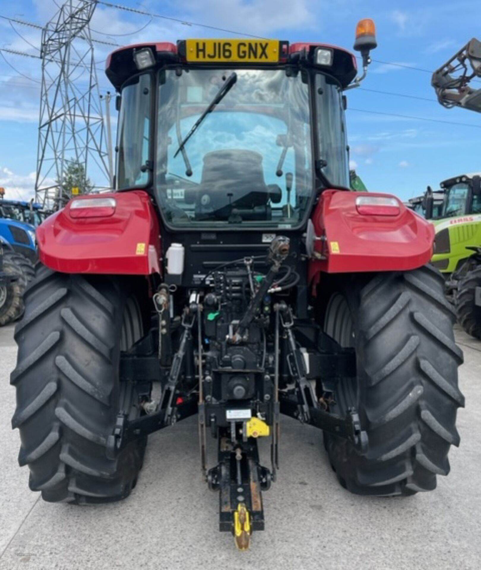   Case  Farmall 105u