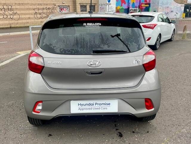 Hyundai i10 HATCHBACK in Down