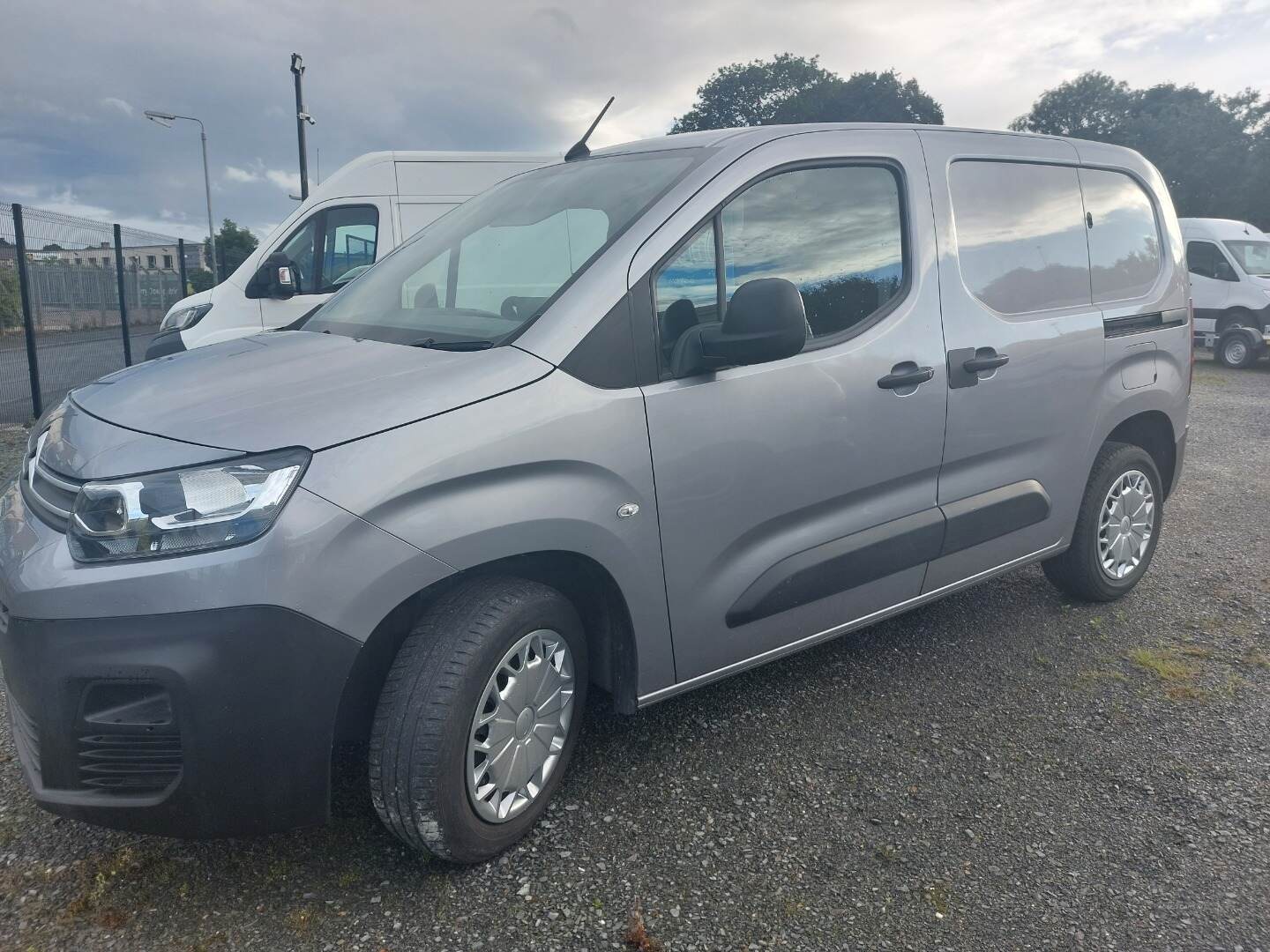 Citroen Berlingo M DIESEL in Down