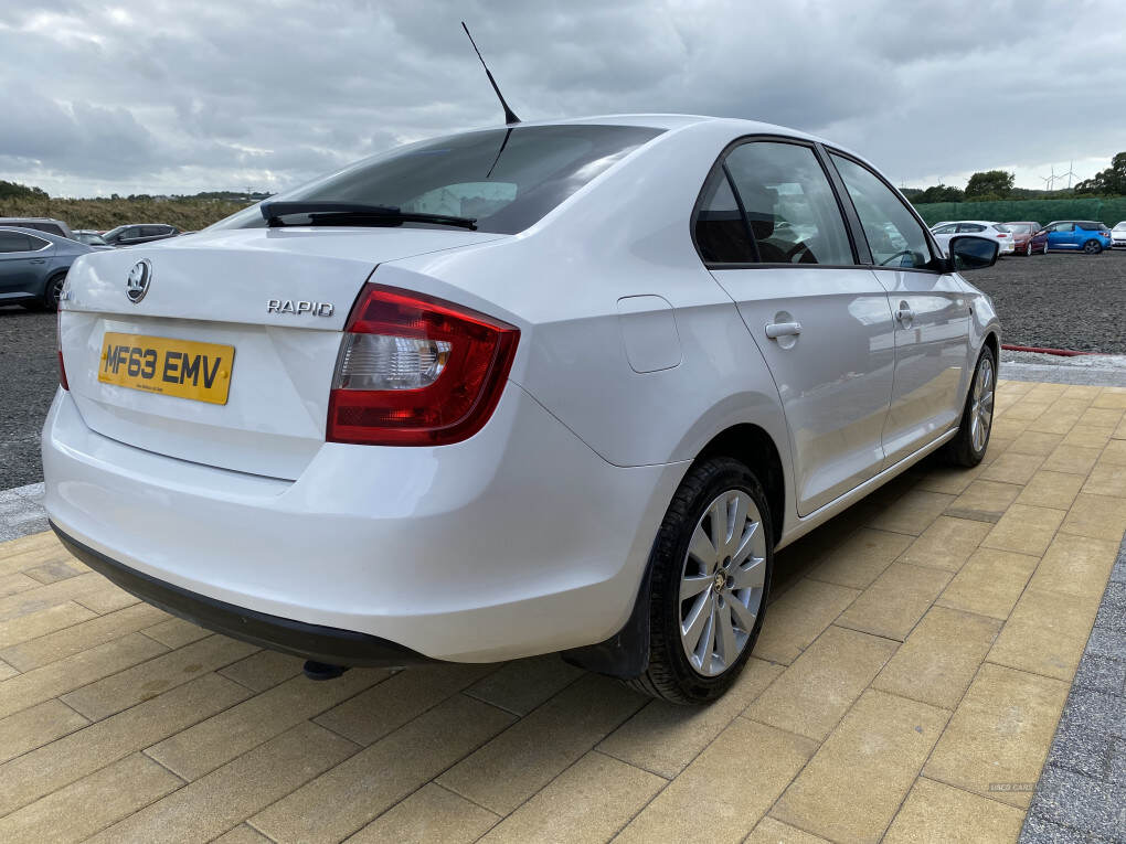 Sep 2013 Skoda Rapid 1.6 TDI CR SE 5dr