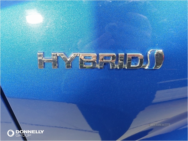 Toyota C-HR 1.8 Hybrid Dynamic 5dr CVT in Derry / Londonderry