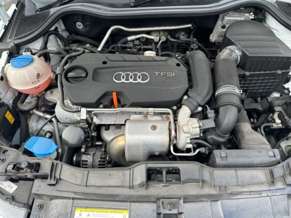 Audi A1 AMPLIFIED ED 1.4 TFSi CAXA in Down