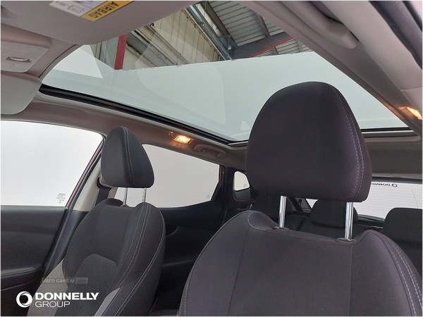 Nissan Qashqai 1.3 DiG-T N-Connecta 5dr [Glass Roof Pack] in Antrim