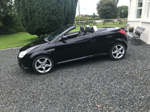 Vauxhall Tigra COUPE ROADSTER SPECIAL EDS in Down