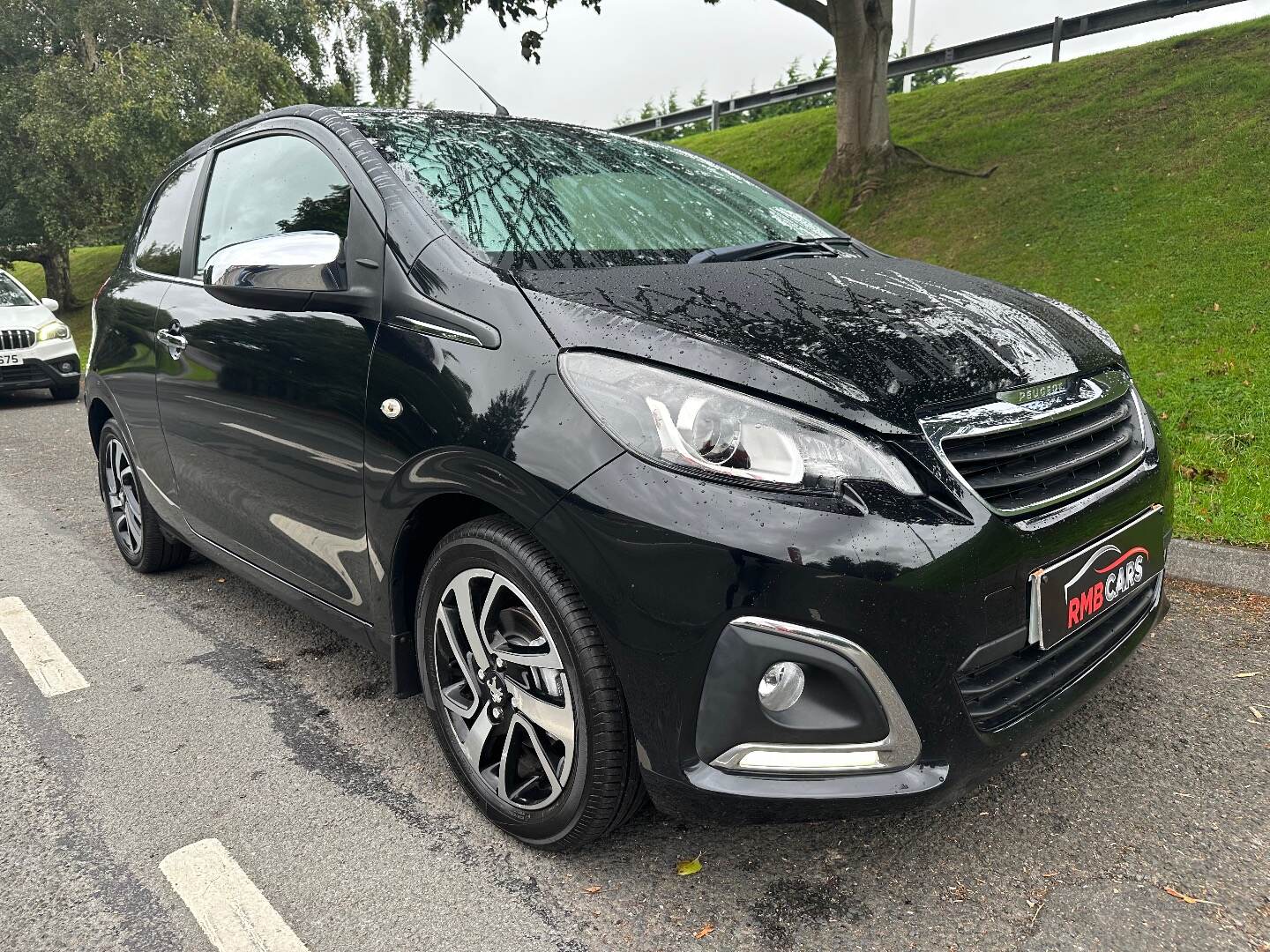 Peugeot 108 HATCHBACK in Down