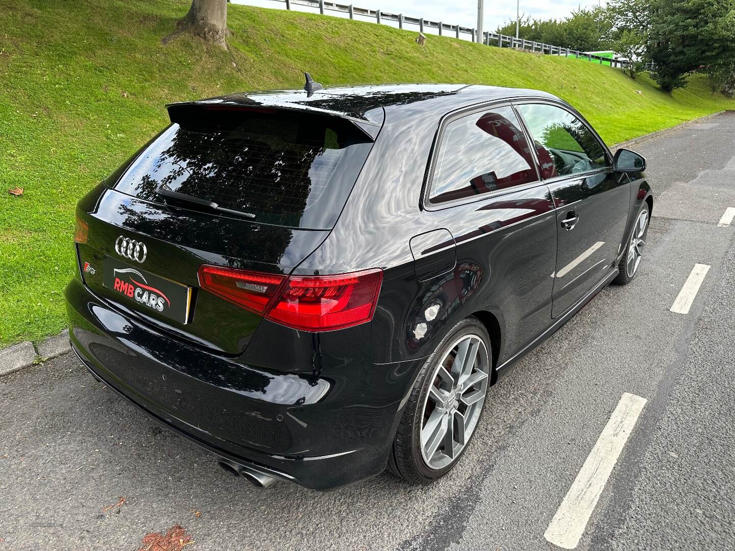 Audi A3 HATCHBACK in Down