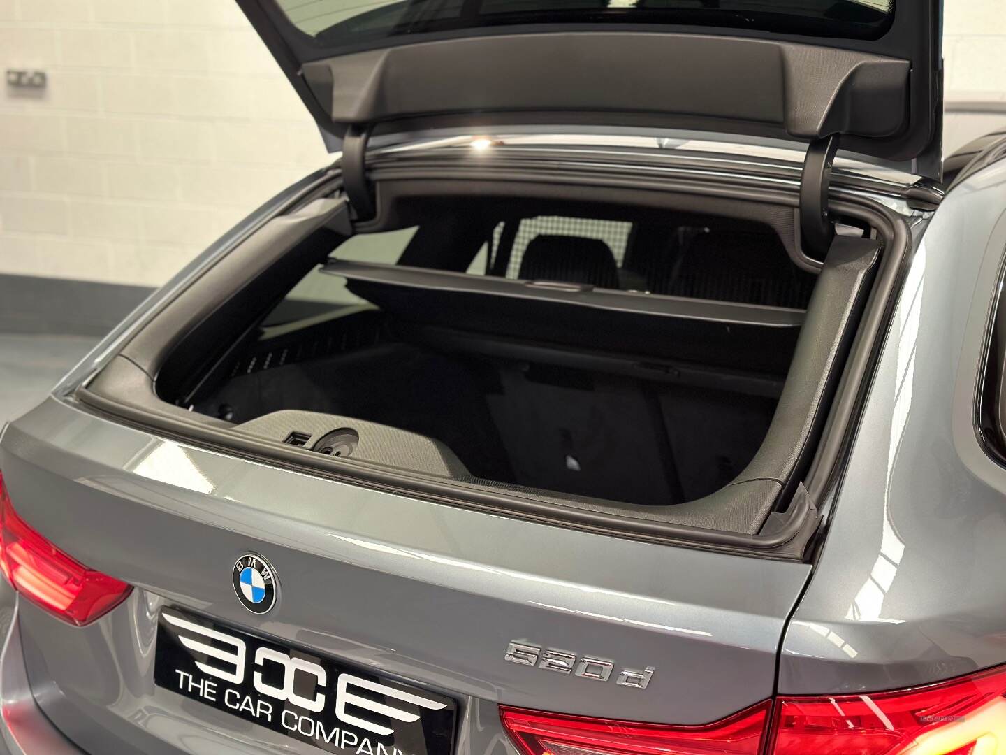2018 2019 BMW 5er Instrumententafel Lichtschutz Pad 525li530