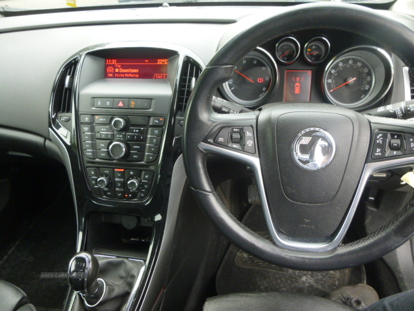 Vauxhall Astra 2.0 CDTI ELITE MANUAL DIESEL in Down