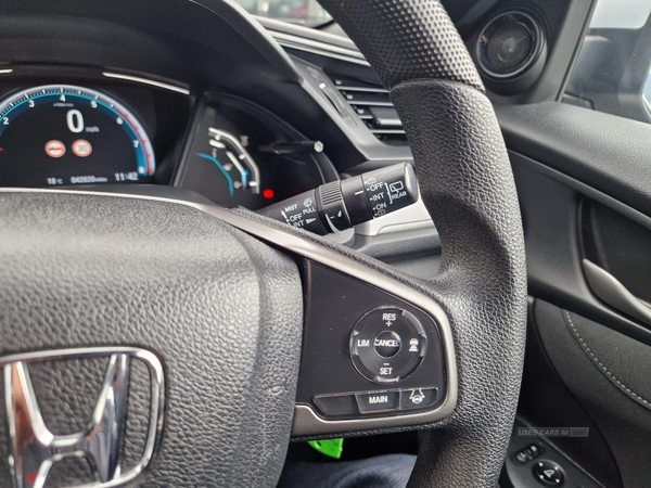Honda Civic 1.0 VTEC Turbo SE Euro 6 (s/s) 5dr in Down