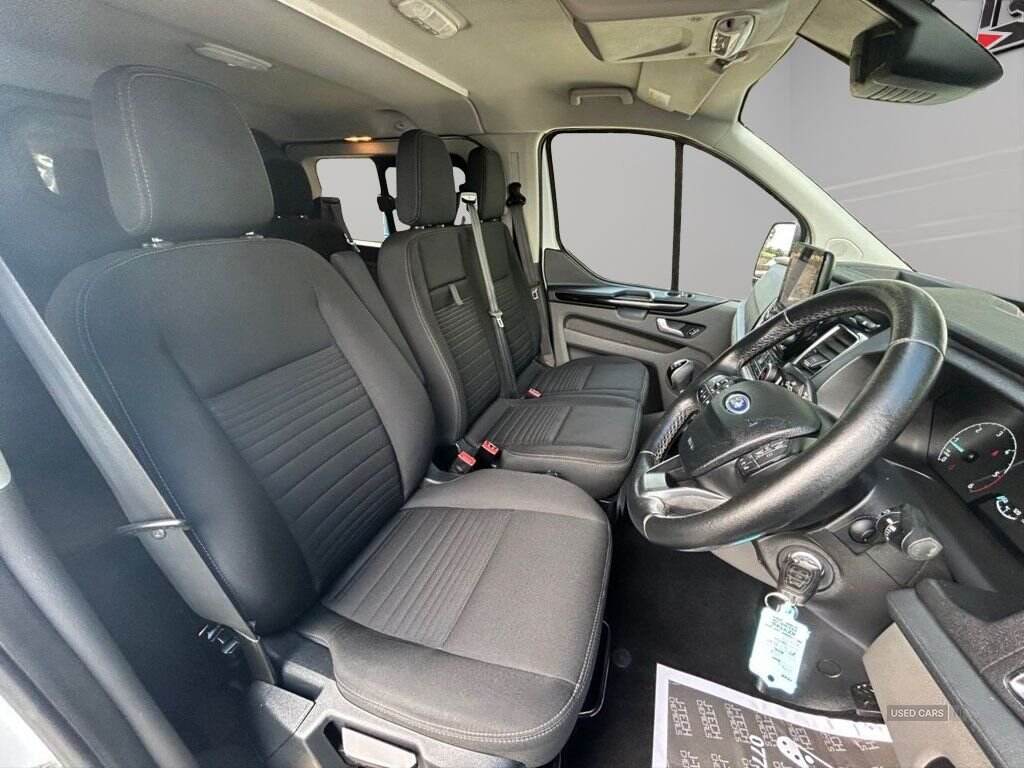 May 2020 Ford Transit Custom 2.0 EcoBlue 130ps Low Roof D/Cab Limited Van