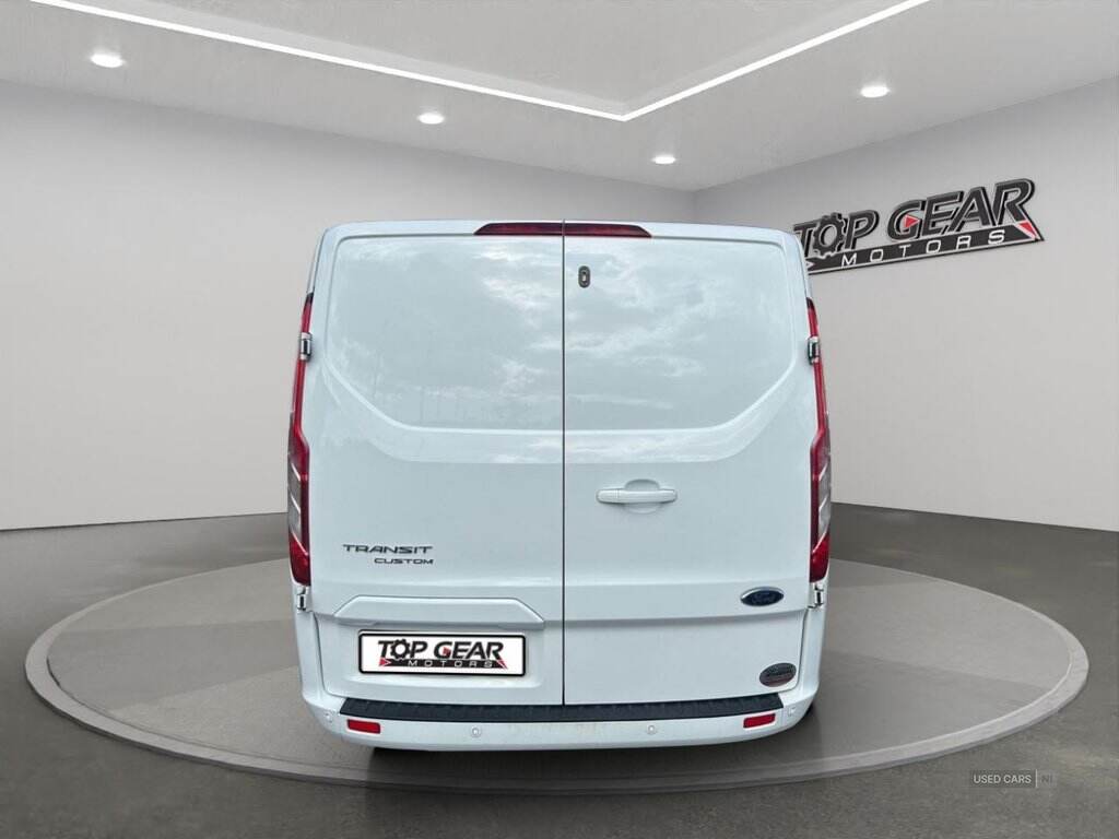 May 2020 Ford Transit Custom 2.0 EcoBlue 130ps Low Roof D/Cab Limited Van