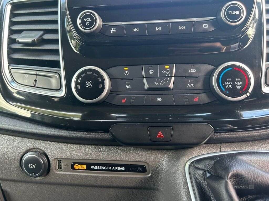 May 2020 Ford Transit Custom 2.0 EcoBlue 130ps Low Roof D/Cab Limited Van