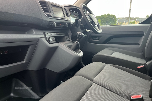 Toyota Proace 2.0D Design Medium Panel Van MWB Euro 6 6dr in Tyrone