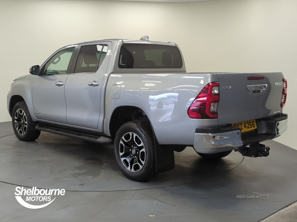 Toyota Hilux Invincible Double Cab 2.8 Automatic in Armagh