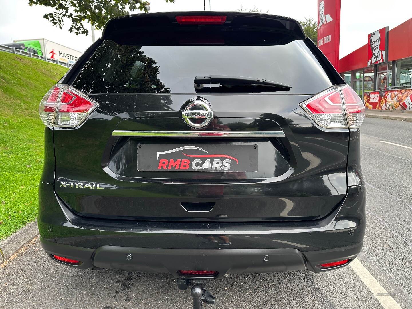 Nissan X-Trail DIESEL STATION WAGON in Down