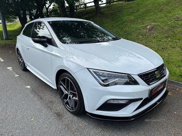 Seat Leon SPORT COUPE in Down