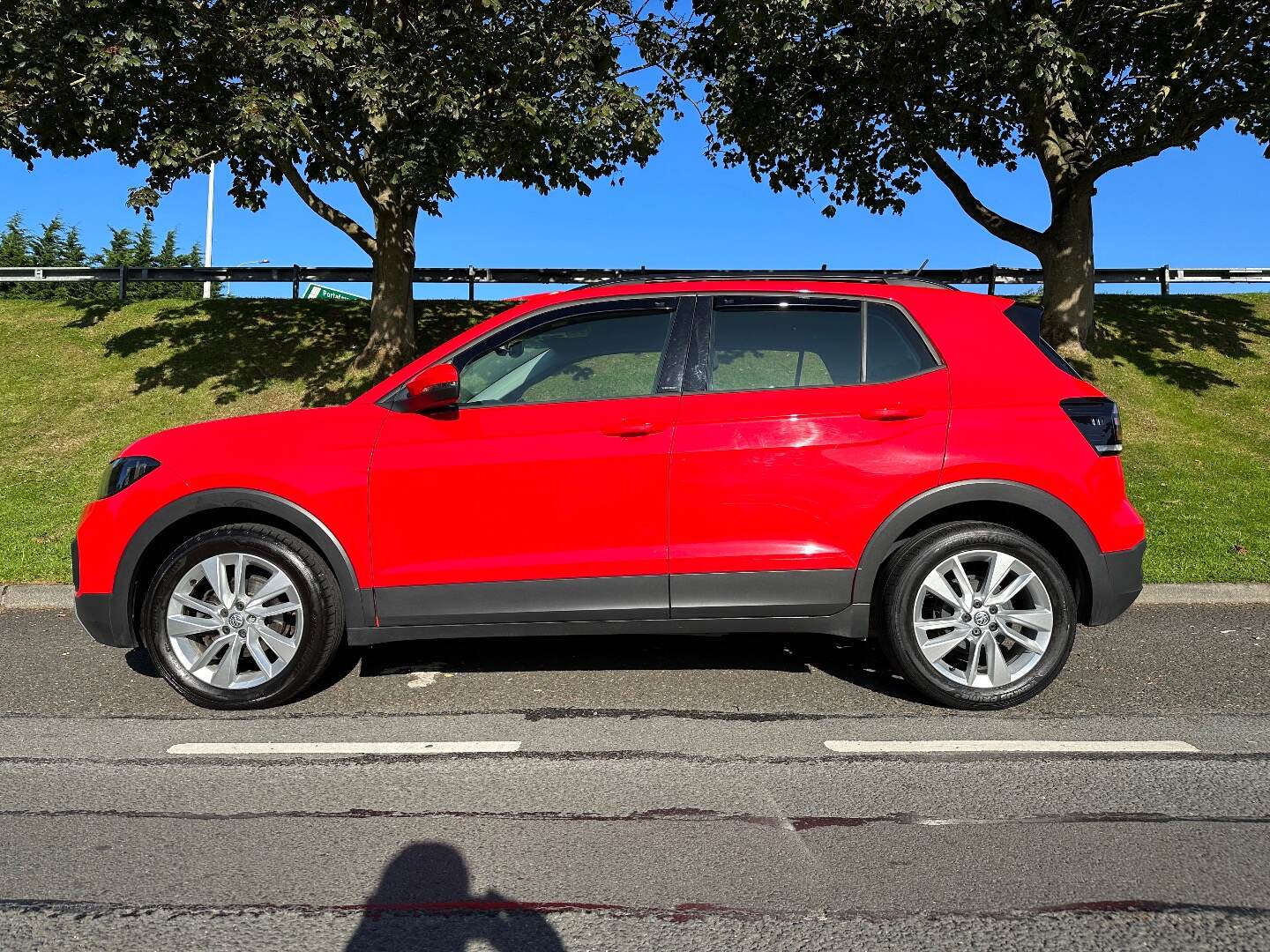 Volkswagen T-Cross ESTATE in Down