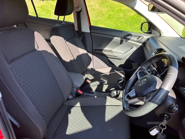 Volkswagen T-Cross ESTATE in Down