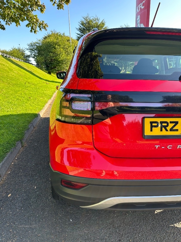 Volkswagen T-Cross ESTATE in Down