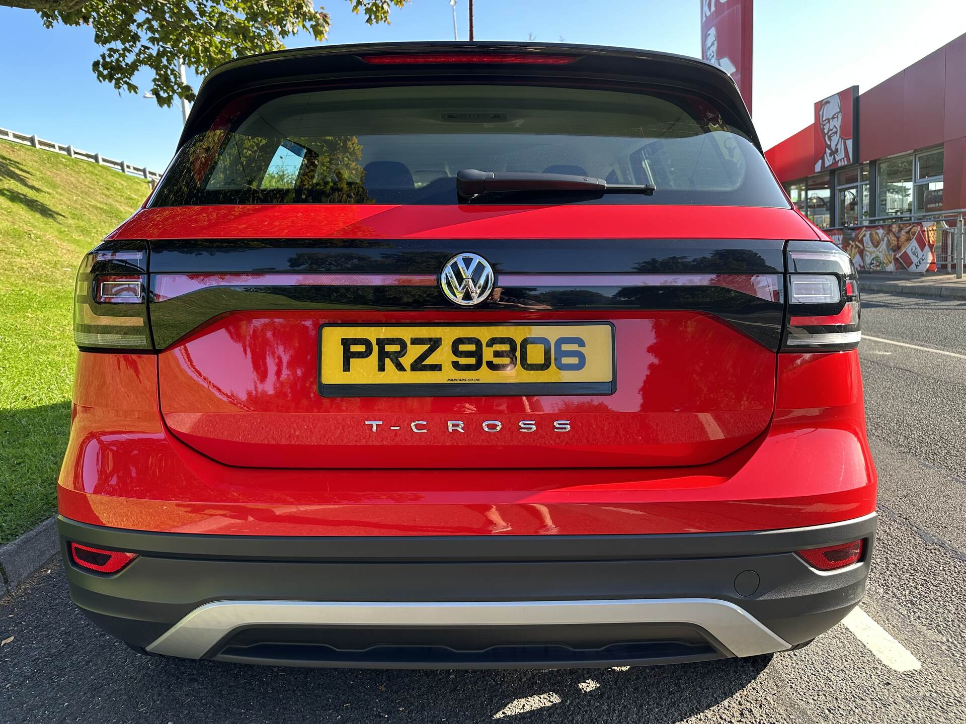 Volkswagen T-Cross ESTATE in Down