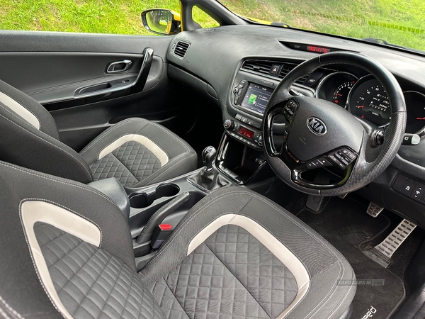 Kia Pro Ceed HATCHBACK in Down